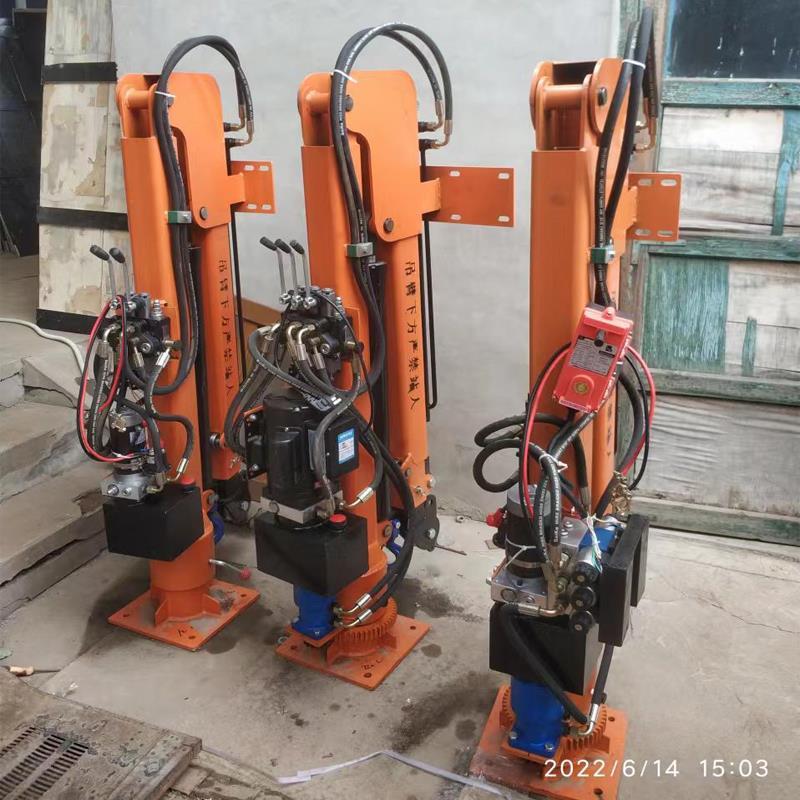 麟洛乡重汽蓝牌随车吊 3.2吨 国六动力强 液压驱动 农用自卸起重机